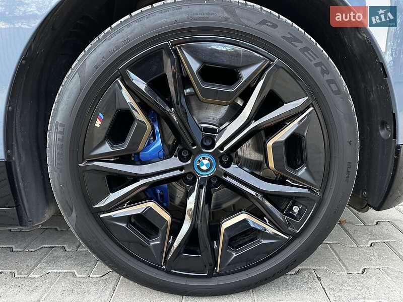 Внедорожник / Кроссовер BMW iX 2023 в Ивано-Франковске