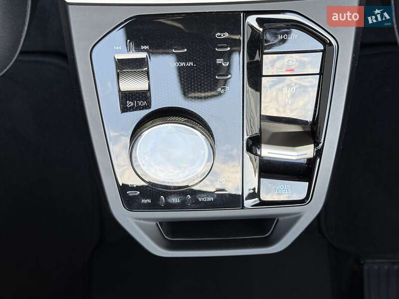 Внедорожник / Кроссовер BMW iX 2022 в Тернополе