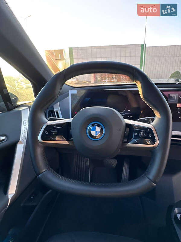 Внедорожник / Кроссовер BMW iX 2024 в Ужгороде