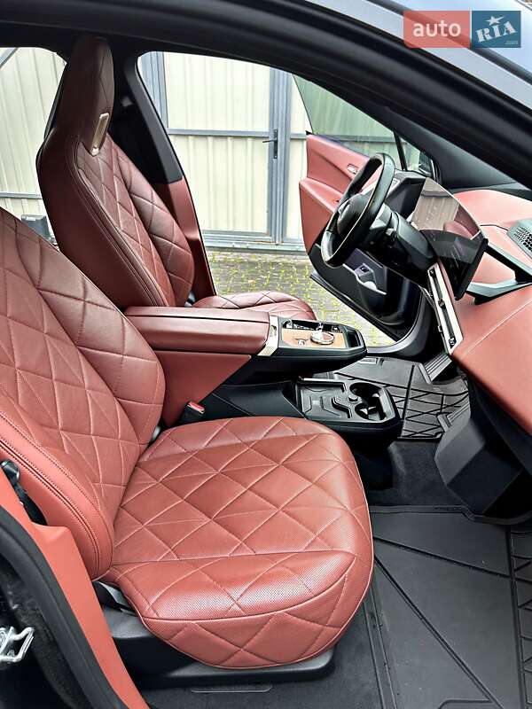 Внедорожник / Кроссовер BMW iX 2022 в Киеве фото 33 Внедорожник / Кроссовер BMW iX 2022 в Киеве