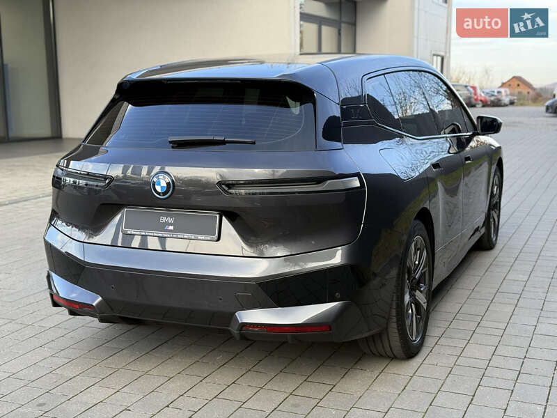 Внедорожник / Кроссовер BMW iX 2021 в Ивано-Франковске