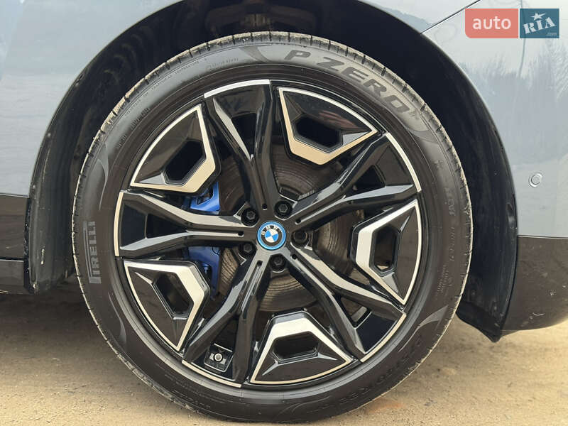 Внедорожник / Кроссовер BMW iX 2023 в Кременце