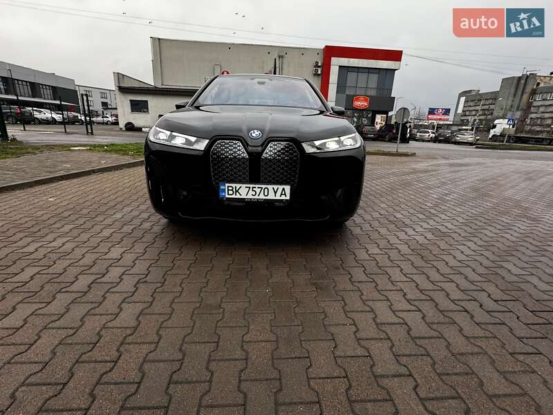 Внедорожник / Кроссовер BMW iX 2023 в Ровно