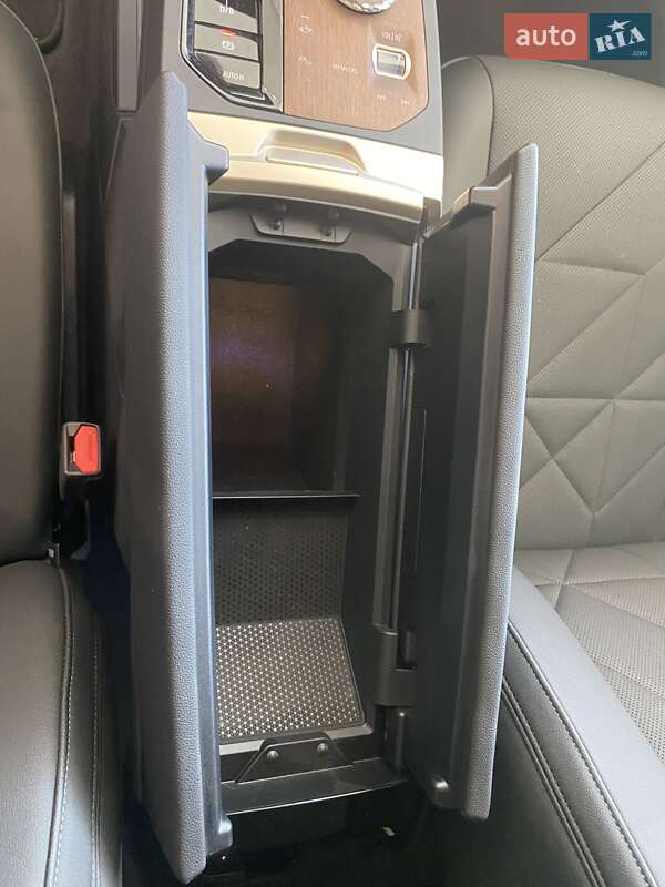 Внедорожник / Кроссовер BMW iX 2023 в Ирпене