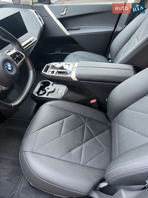Позашляховик / Кросовер BMW iX 2022 в Тернополі