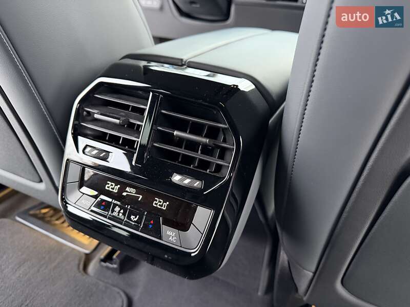 Внедорожник / Кроссовер BMW iX 2022 в Киеве