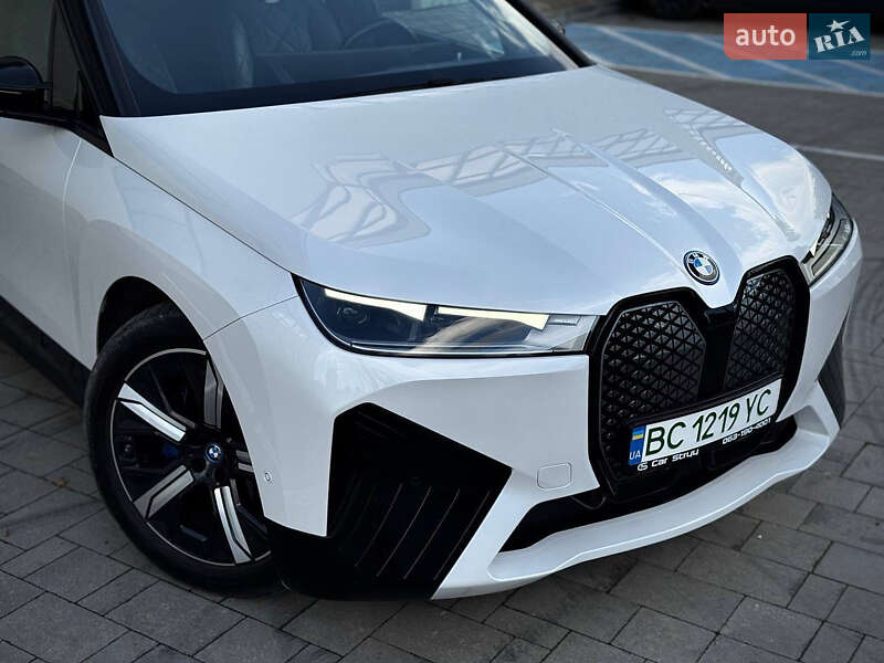 Позашляховик / Кросовер BMW iX 2021 в Стрию