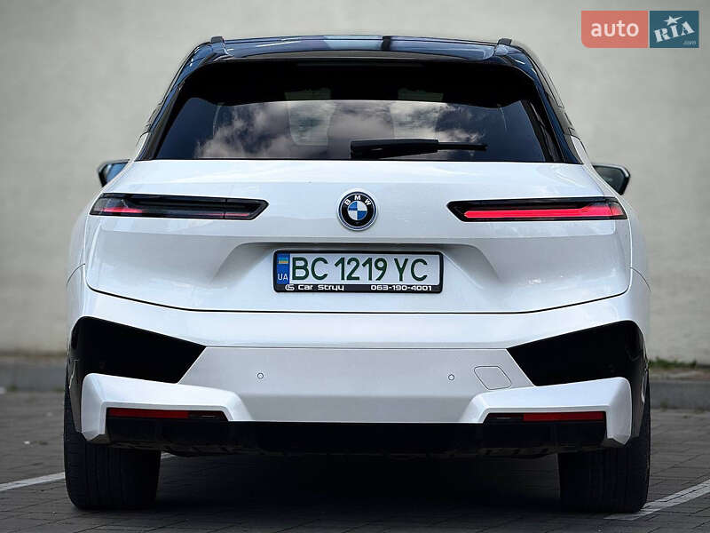 Позашляховик / Кросовер BMW iX 2021 в Стрию