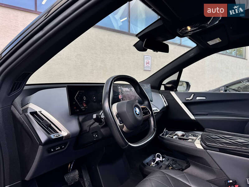 Позашляховик / Кросовер BMW iX 2021 в Стрию
