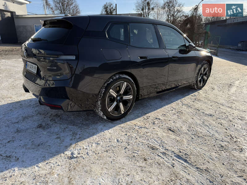 Внедорожник / Кроссовер BMW iX 2024 в Ровно