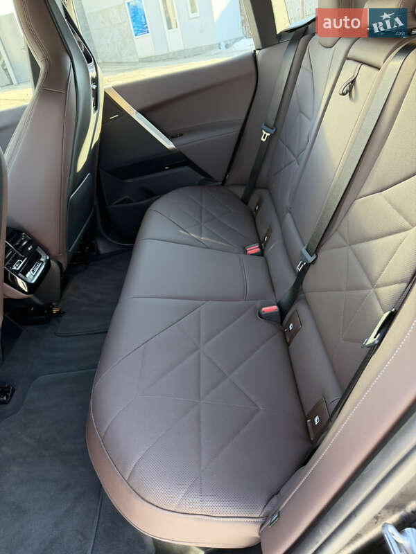 Внедорожник / Кроссовер BMW iX 2024 в Ровно
