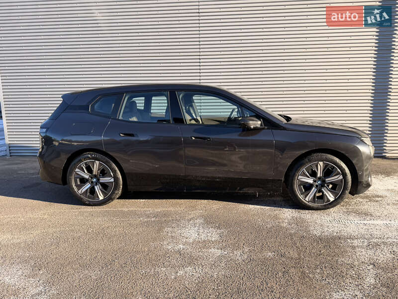 Внедорожник / Кроссовер BMW iX 2024 в Ровно