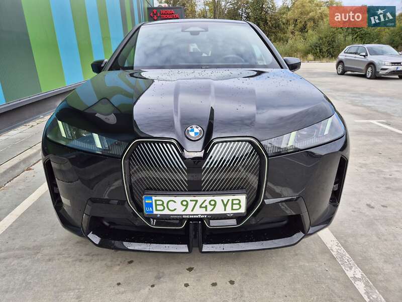 BMW iX 2025