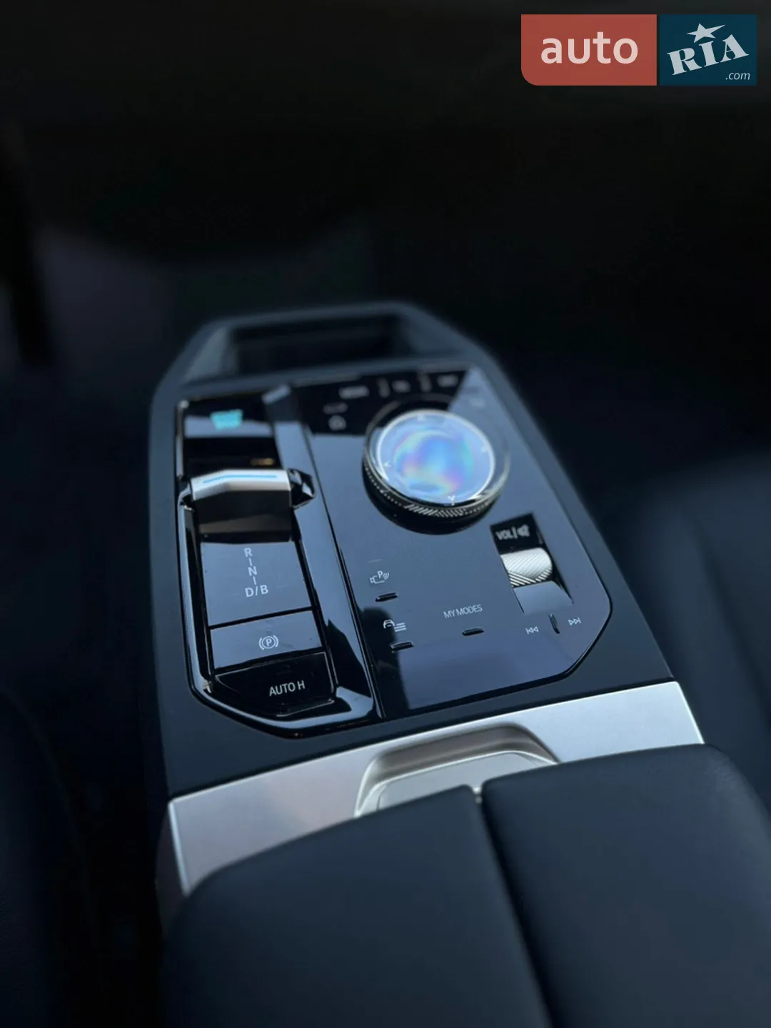 BMW iX 2023 VIN WB523CF00RCP63555 фото оголошення 25 з 38