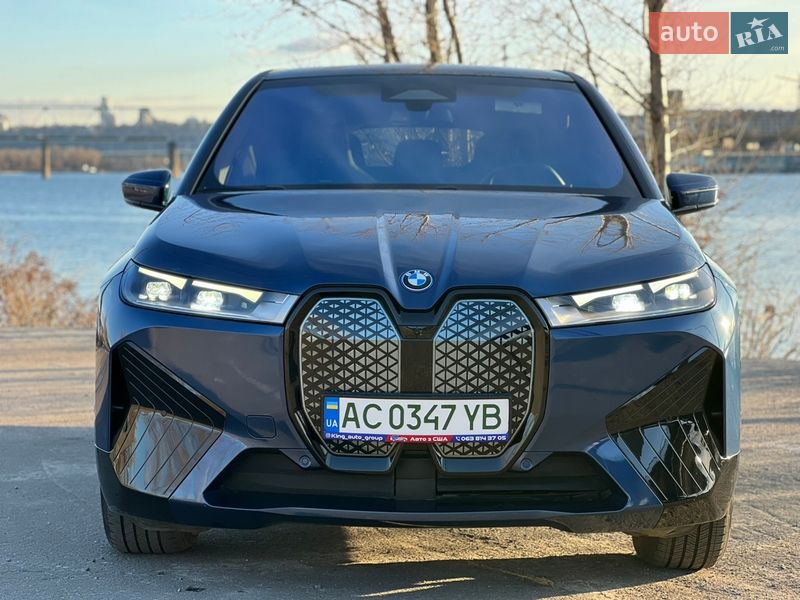 BMW iX 2023