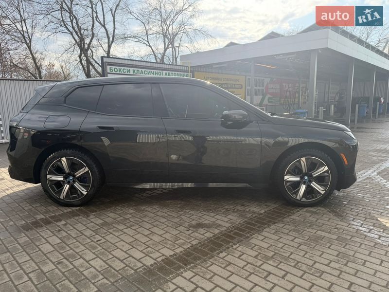 Внедорожник / Кроссовер BMW iX 2023 в Александрие
