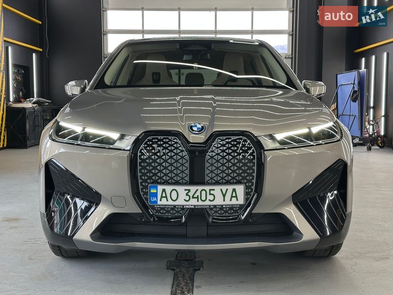 Внедорожник / Кроссовер BMW iX 2022 в Хусте