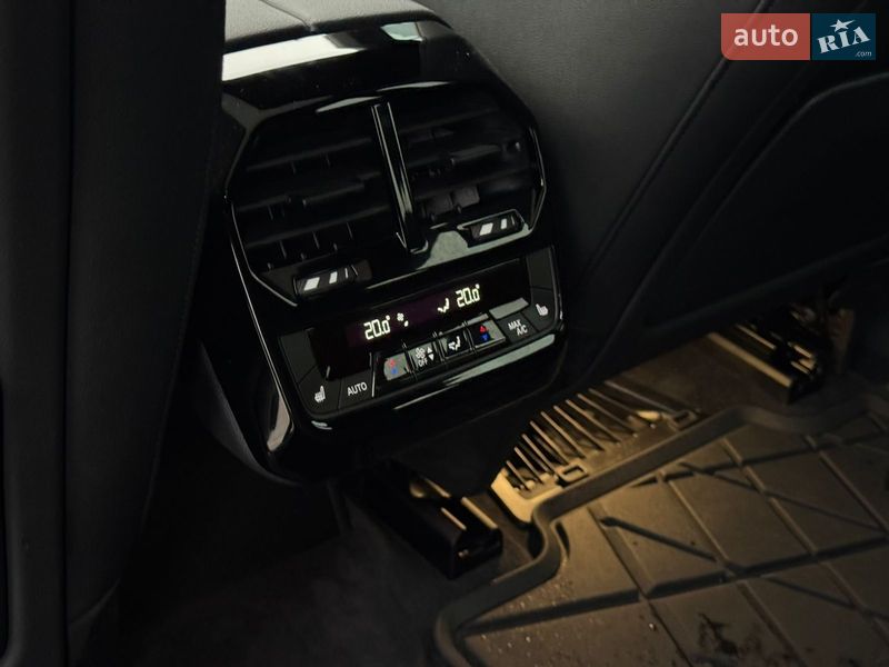 Внедорожник / Кроссовер BMW iX 2022 в Киеве фото 36 Внедорожник / Кроссовер BMW iX 2022 в Киеве