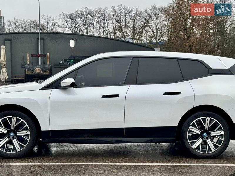 Внедорожник / Кроссовер BMW iX 2022 в Киеве фото 6 Внедорожник / Кроссовер BMW iX 2022 в Киеве
