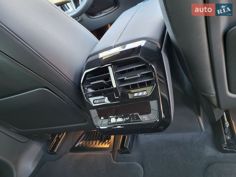 Внедорожник / Кроссовер BMW iX 2024 в Львове