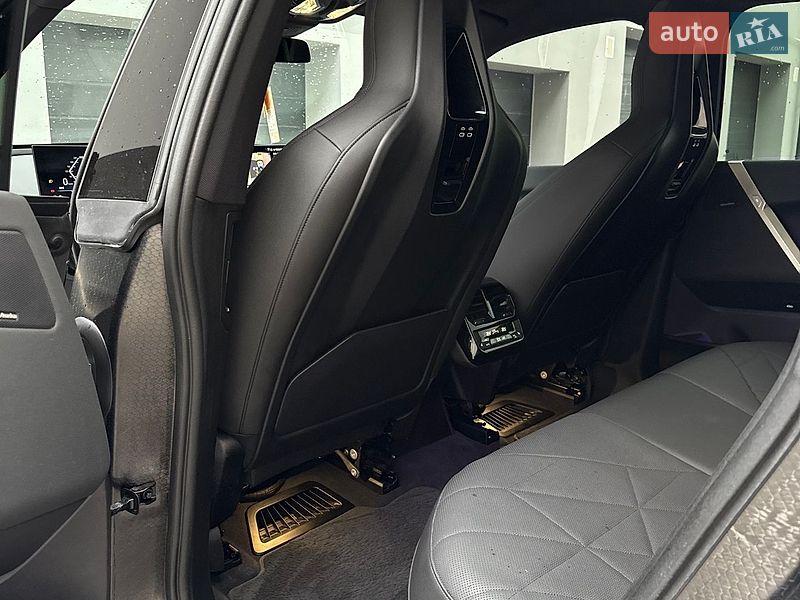 Внедорожник / Кроссовер BMW iX 2022 в Тернополе