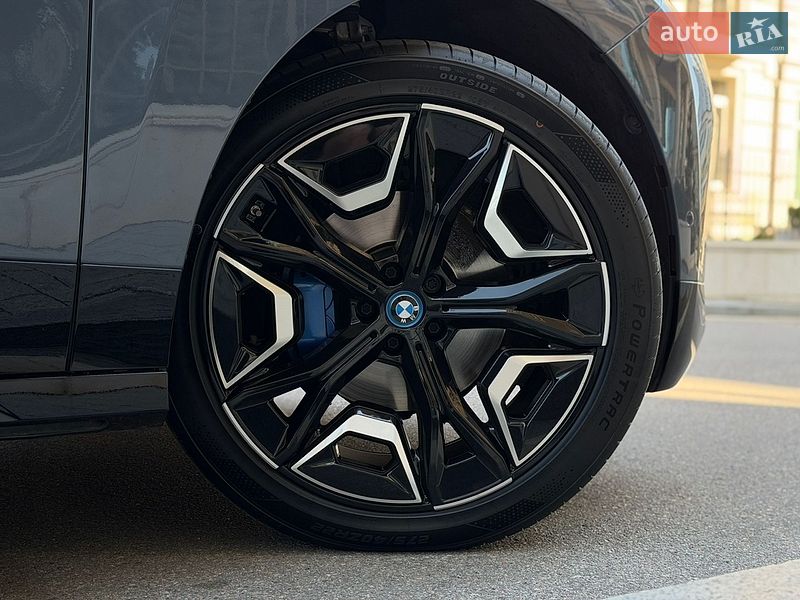Внедорожник / Кроссовер BMW iX 2023 в Киеве