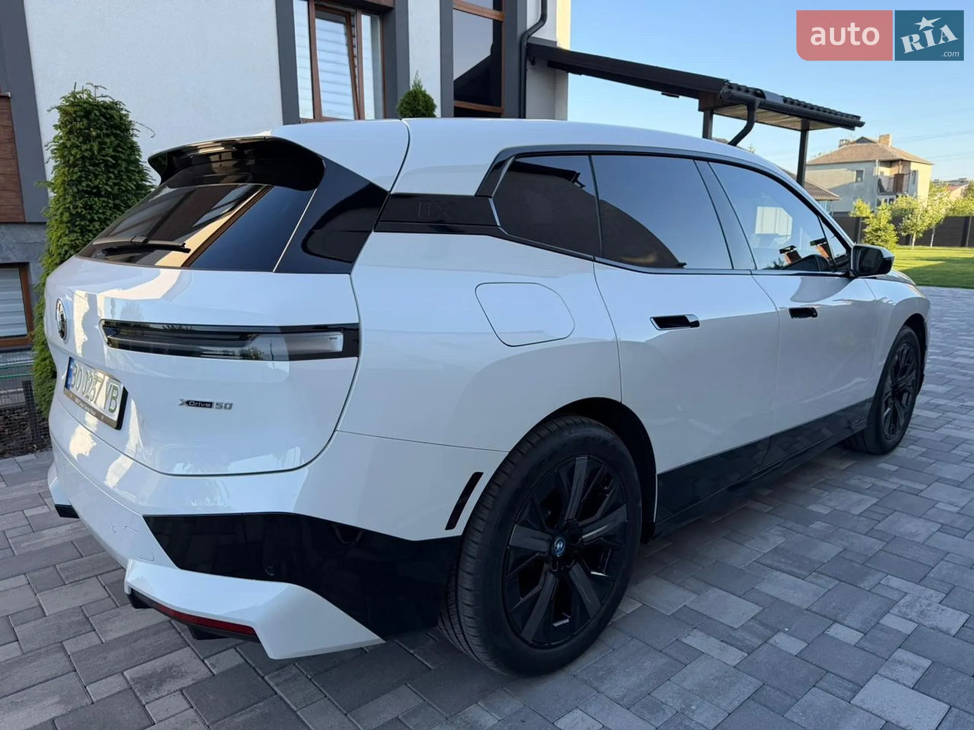 BMW iX 2024 VIN WB523CF00RCR85805 фото оголошення 4 з 5