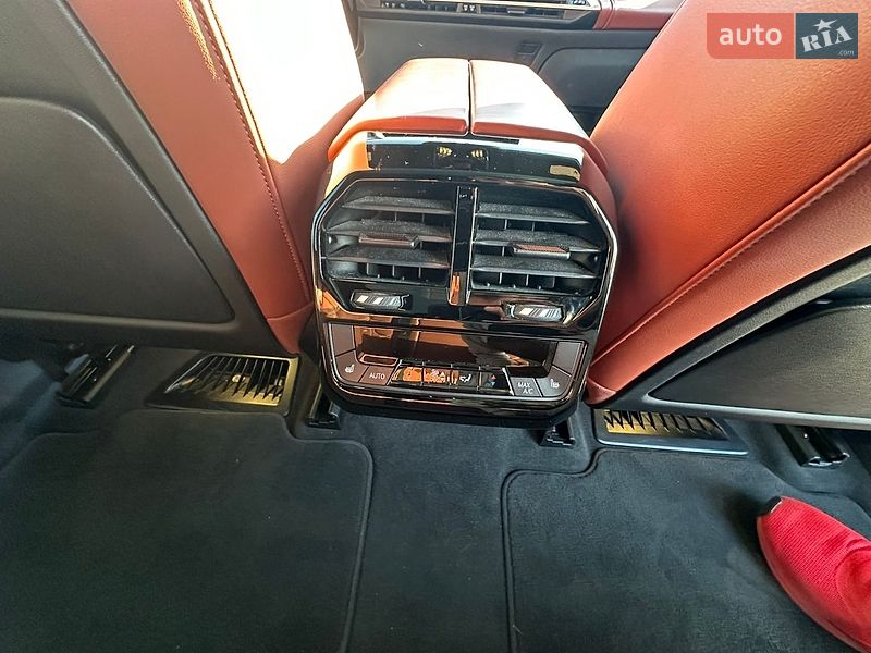 Внедорожник / Кроссовер BMW iX 2022 в Ровно