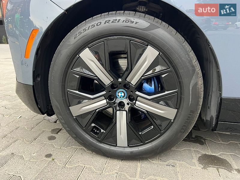 Позашляховик / Кросовер BMW iX 2023 в Чернівцях