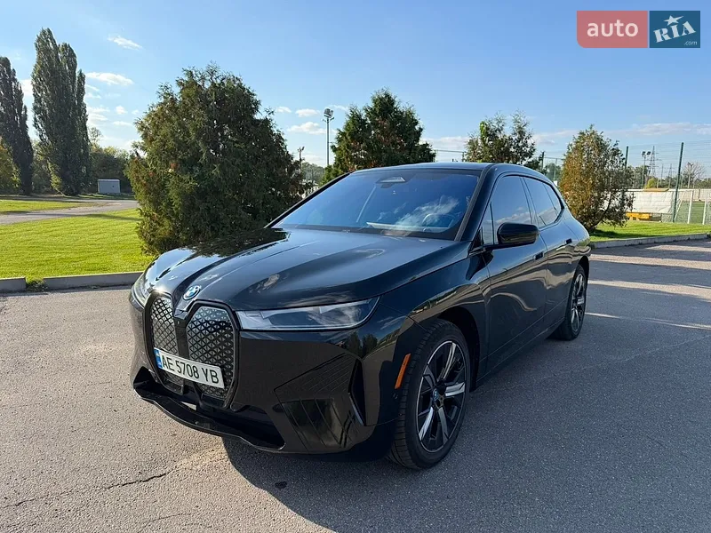 BMW iX 2023