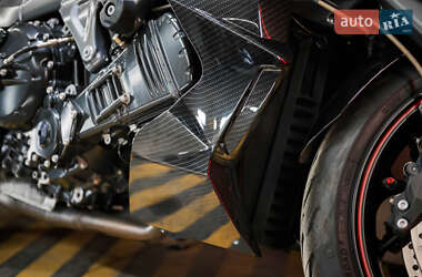 Мотоцикл Многоцелевой (All-round) BMW K 1300R 2010 в 