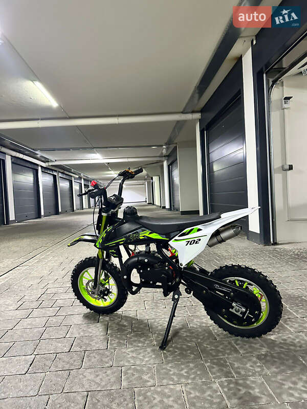 Питбайк BMW M 1000RR 2025 в Ужгороде