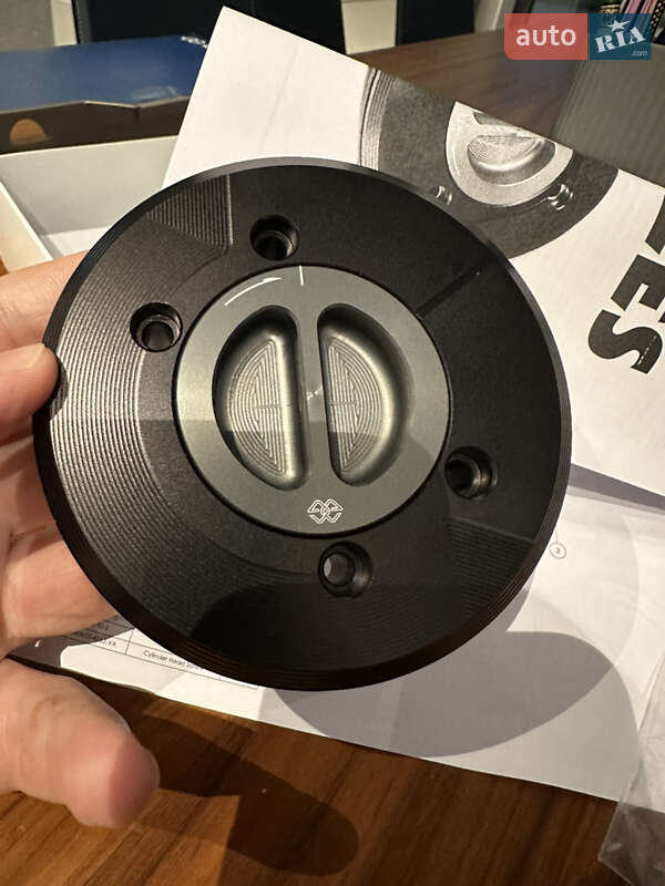 Спортбайк BMW M 1000RR 2024 в Киеве фото 5 Спортбайк BMW M 1000RR 2024 в Киеве