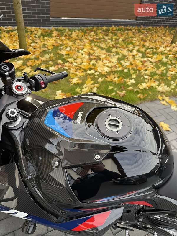 Спортбайк BMW M 1000RR 2024 в Киеве фото 37 Спортбайк BMW M 1000RR 2024 в Киеве