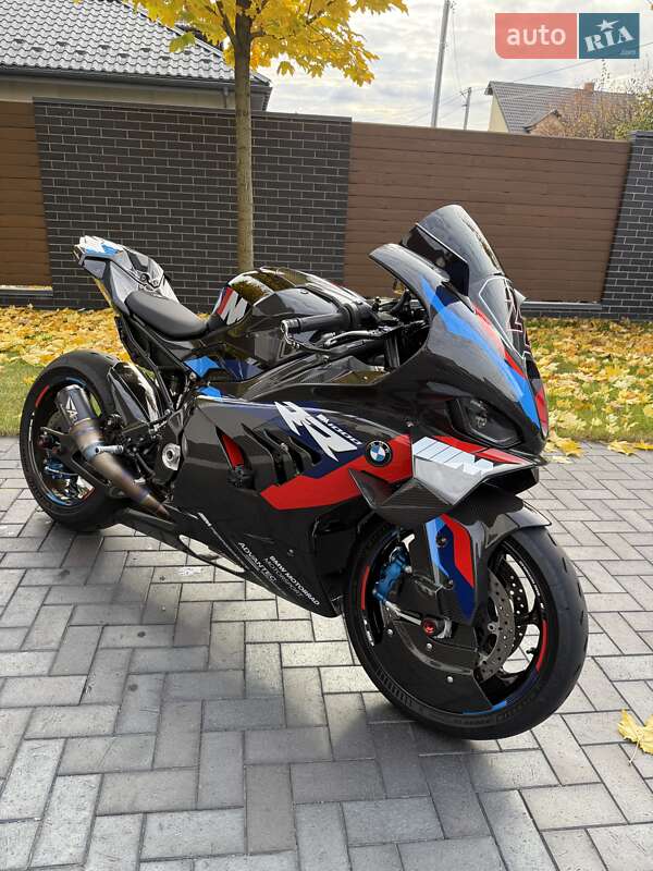 BMW M 1000RR 2024 BMW M 1000RR 2024