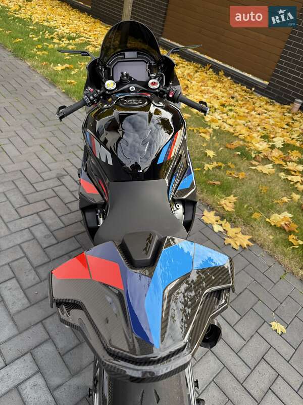 Спортбайк BMW M 1000RR 2024 в Киеве фото 48 Спортбайк BMW M 1000RR 2024 в Киеве