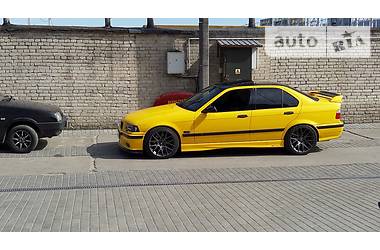 Седан BMW M3 1994 в Львове