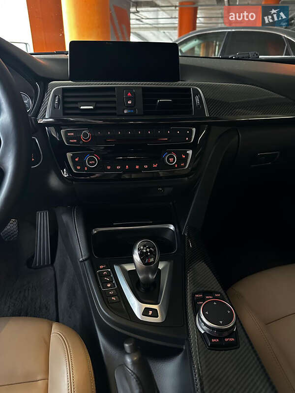 Седан BMW M3 2016 в Киеве