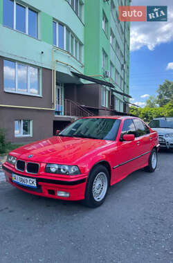 Седан BMW M3 1992 в Вишгороді