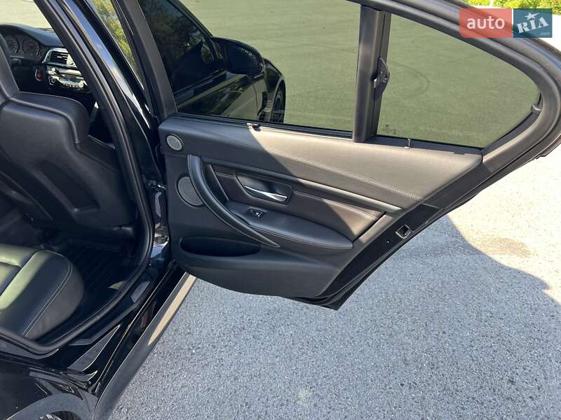 Седан BMW M3 2016 в Чорткове