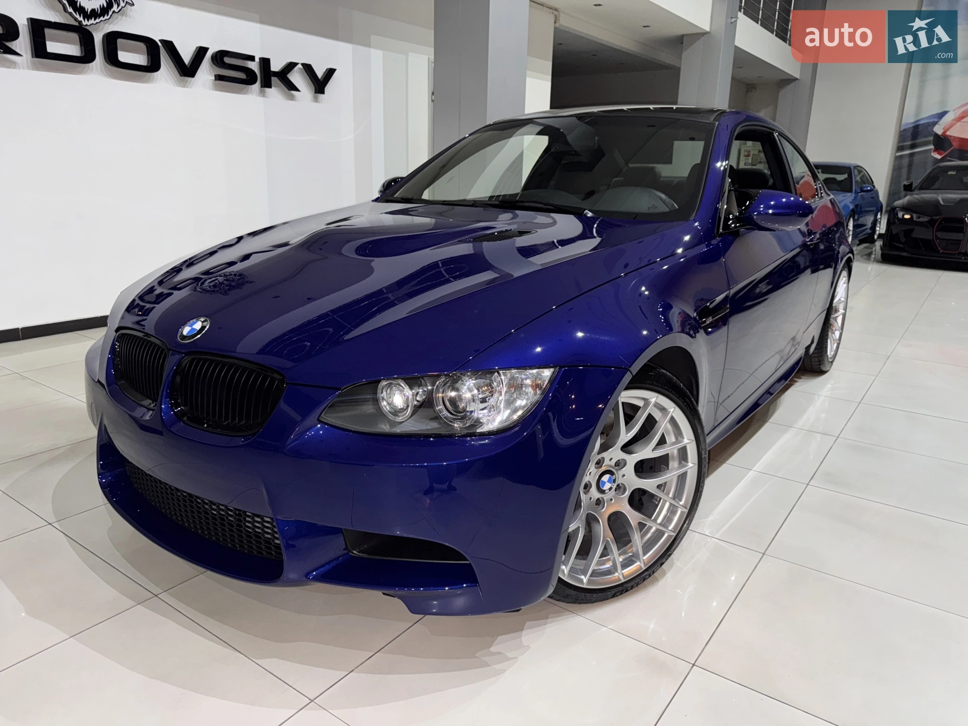 2010 BMW M3 - мініатюра 46