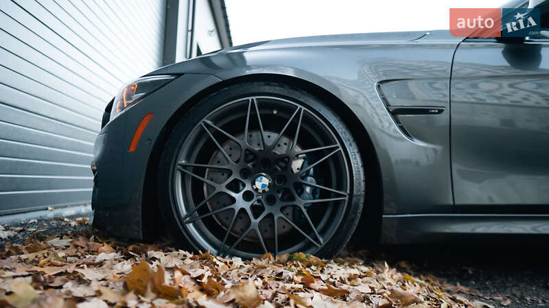 Седан BMW M3 2015 в Киеве