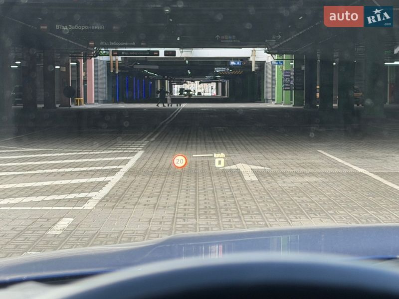 Седан BMW M3 2022 в Киеве