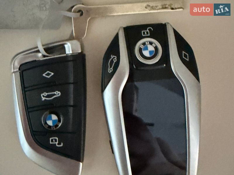 Седан BMW M3 2022 в Києві