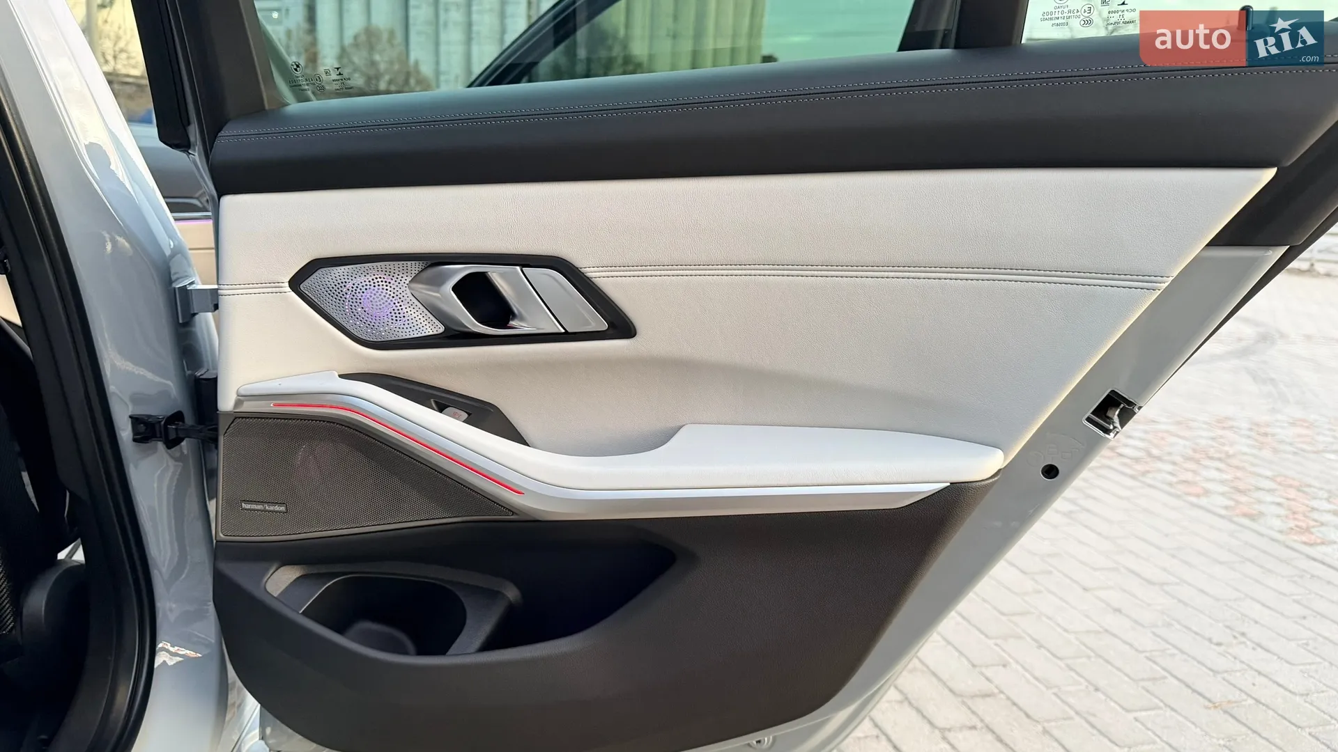 2022 BMW M3 - мініатюра 16