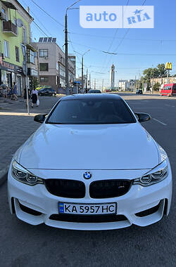 Купе BMW M4 2015 в Києві