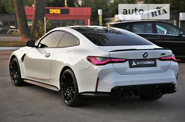 Купе BMW M4 2021 в 