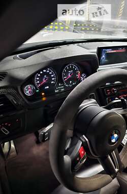 Кабриолет BMW M4 2014 в Киеве