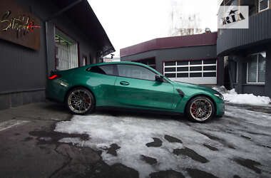 Купе BMW M4 2021 в 