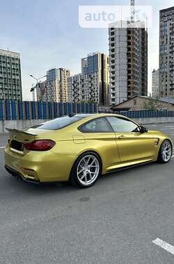 Купе BMW M4 2015 в Киеве